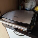 Wat een ramp: het tosti-ijzer ging kapot tosti-ijzer